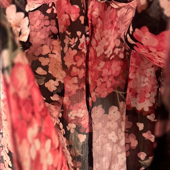 H&M Black and Red Relaxed Tie Front Blouse - Picture 10 of 15